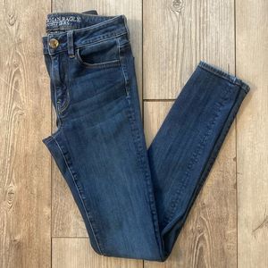 American Eagle Size 2 X Long hose Rise Jegging 360 Stretch